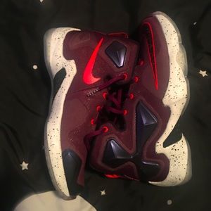 Lebron nikes never used great condition with box